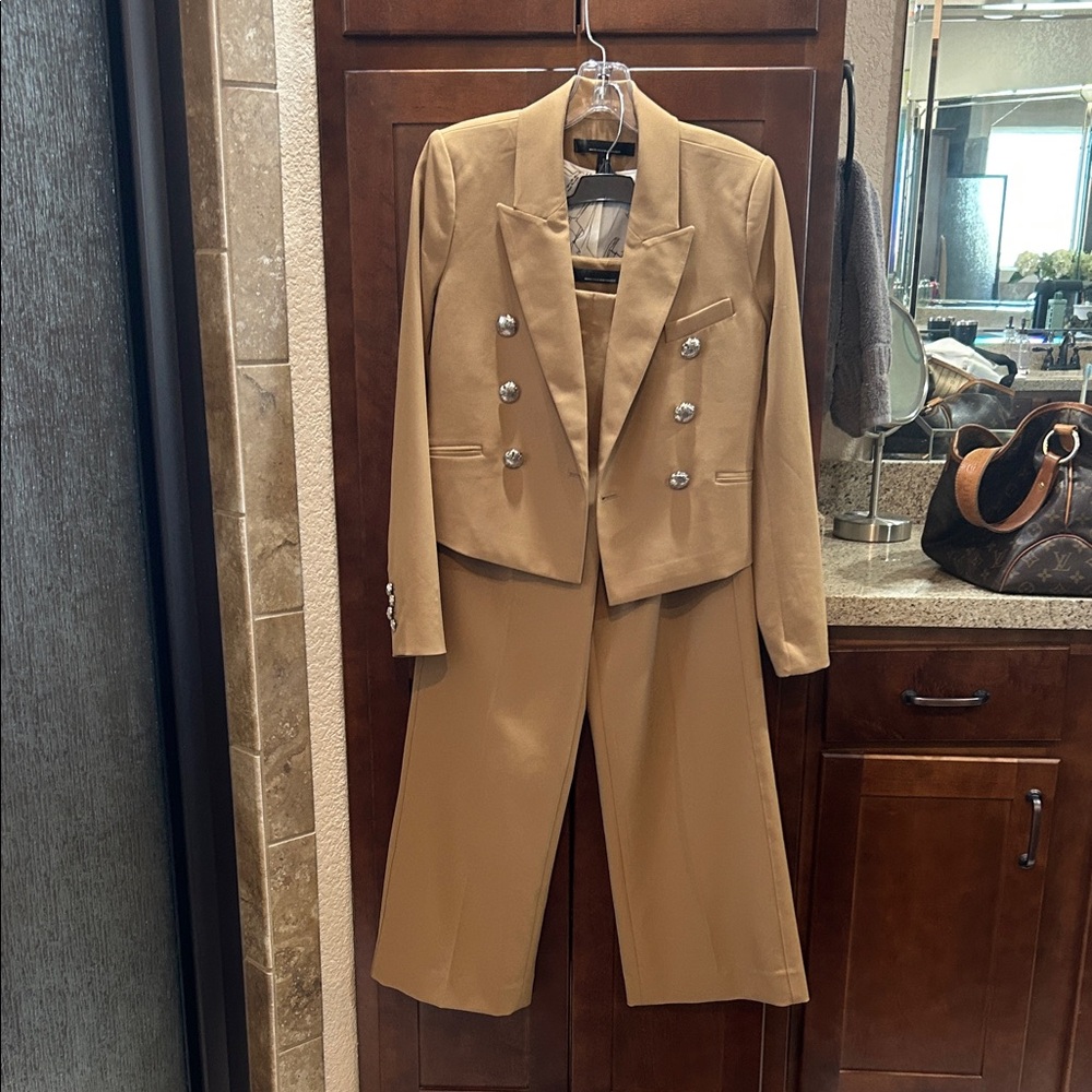 Tan Double-Breasted Suit Set